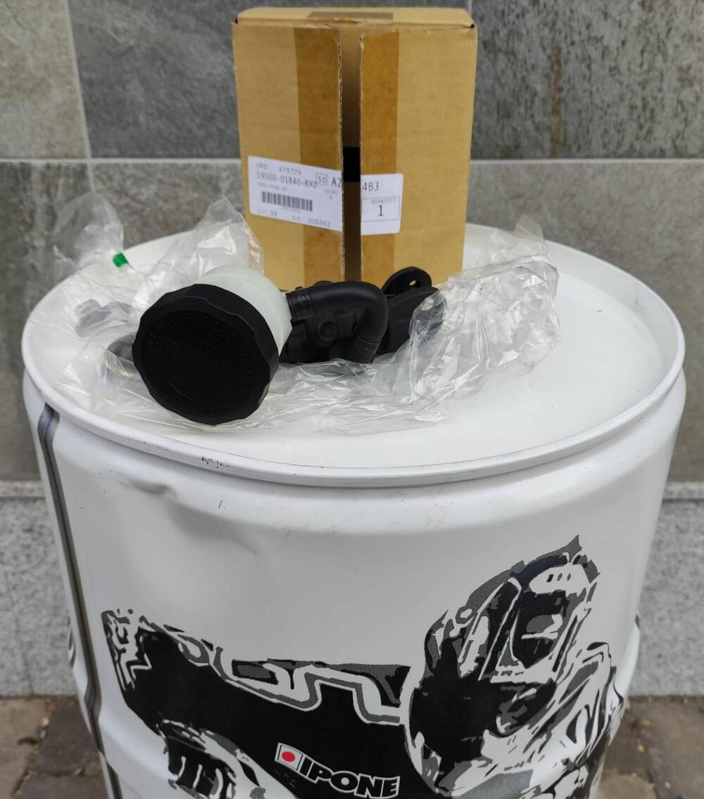 POMPA FRENO ORIGINALE NUOVA SUZUKI GSX R 1000 K7/K