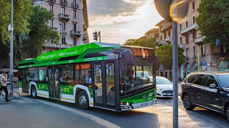 Aumento dei biglietti a Milano: il Comune contro i milanesi in tram e in auto