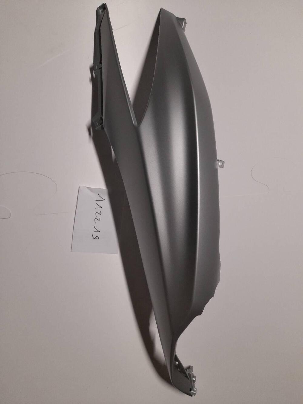 Fiancata posteriore sx New Beverly hpe Piaggio