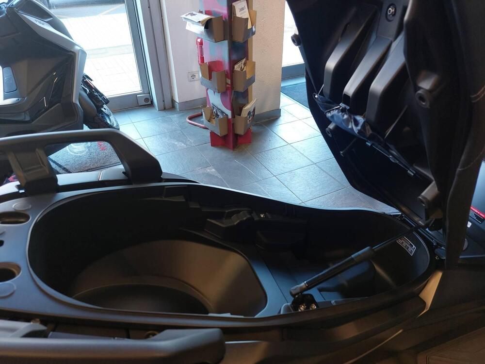 Voge Sfida SR4 MAX (2024 - 25) (5)