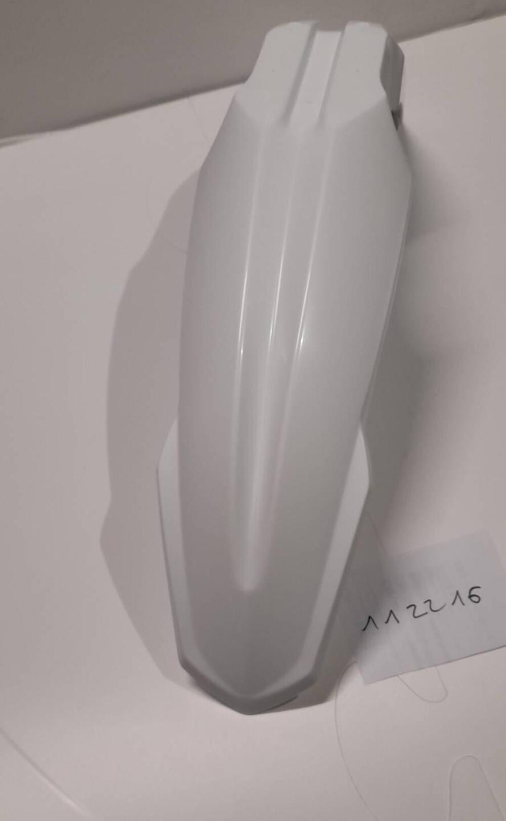 Parafango anteriore bianco per fantic enduro XEF Fantic Motor (2)