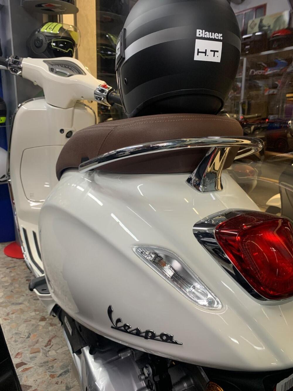 Vespa Primavera 125 (2021 - 23) (2)