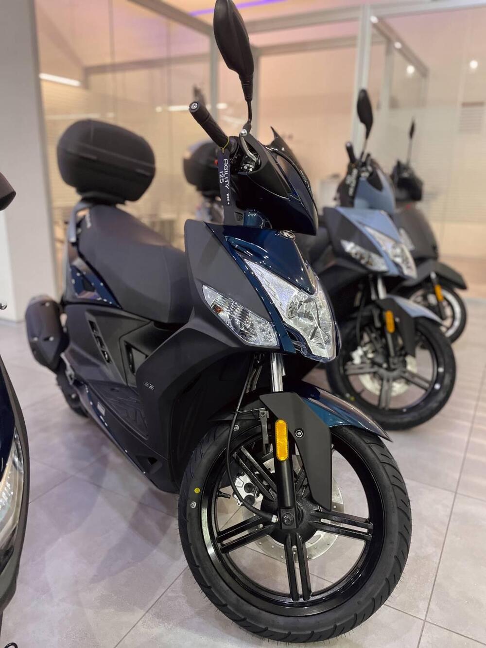 Kymco Agility 50 R16 + (2021 - 26) (11)