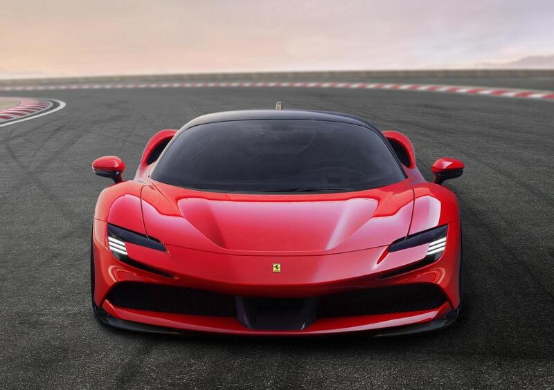 Ferrari SF90 Coupé (2019-->>) (10)