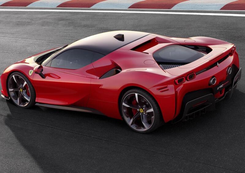 Ferrari SF90 Coupé (2019-->>) (16)