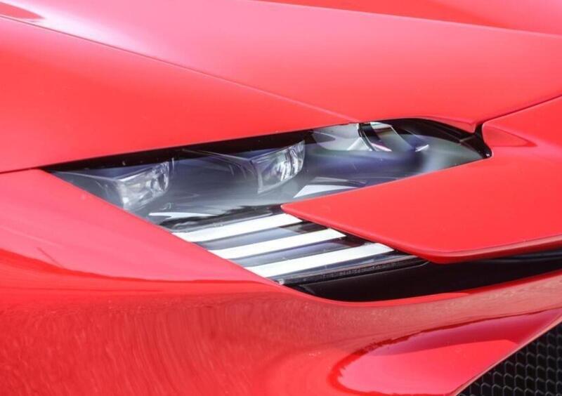 Ferrari SF90 Coupé (2019-->>) (22)