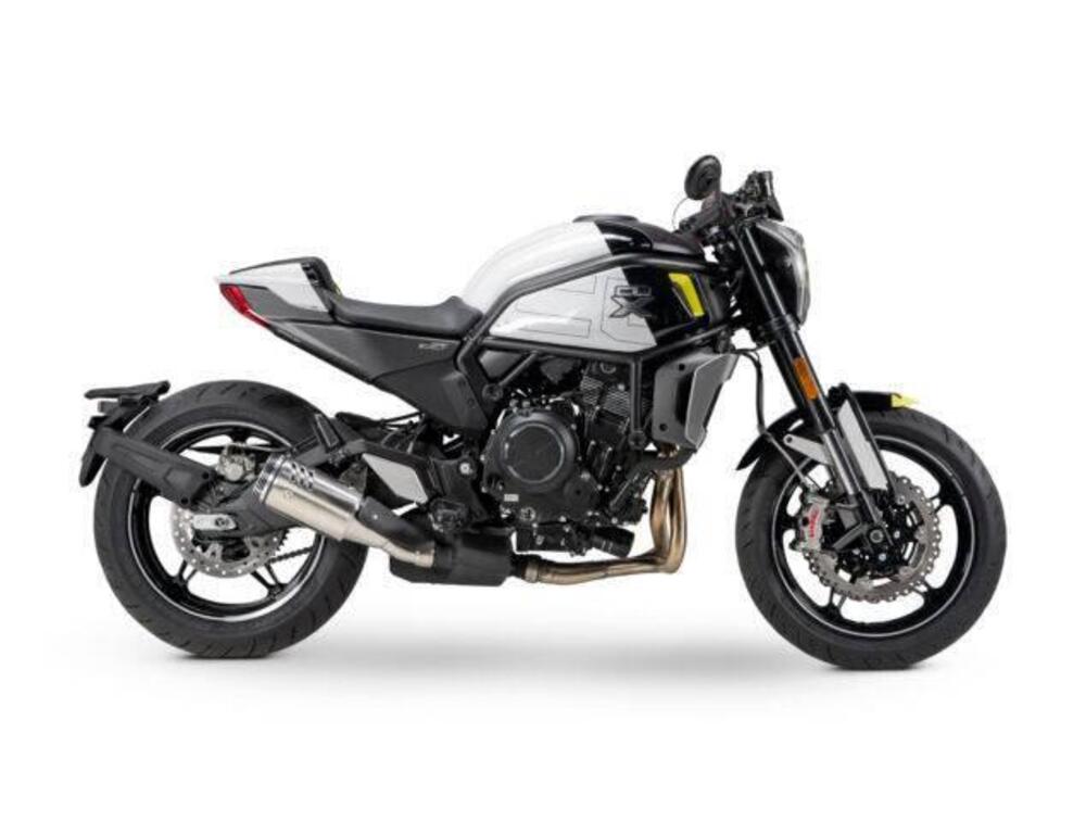 CFMOTO 700CL-X Sport (2022 - 25)