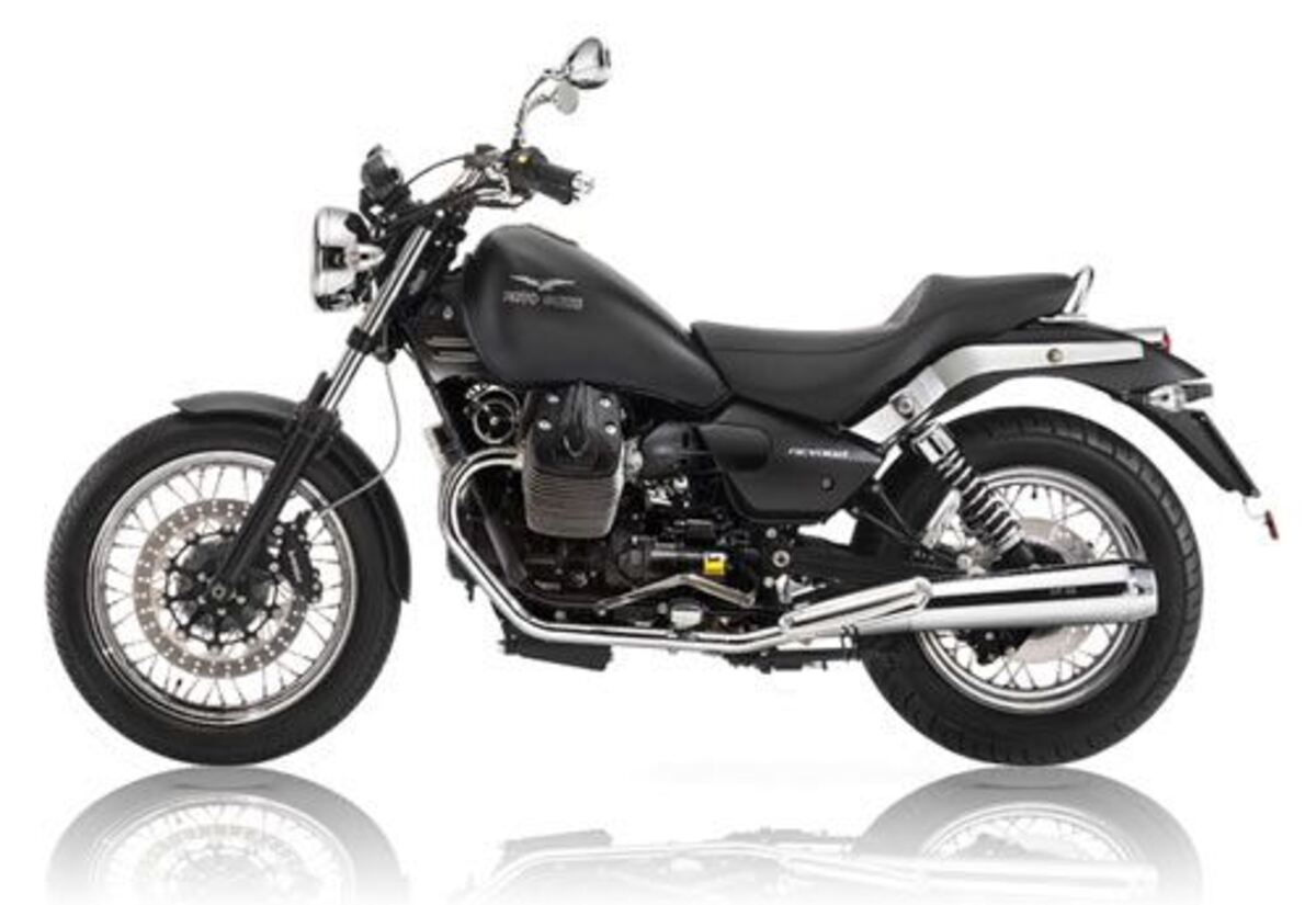 Moto Guzzi Nevada 750 Aquila Nera (2009 - 16)