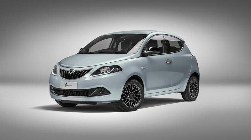 Lancia Ypsilon, squadra che vince non si cambia (ma si connette)