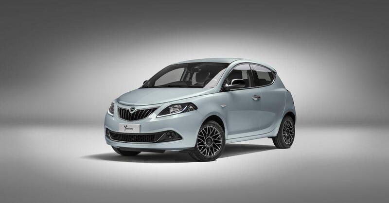 Lancia Ypsilon, squadra che vince non si cambia (ma si connette)