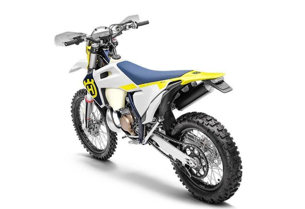 Husqvarna TE 300i (2023) (2)