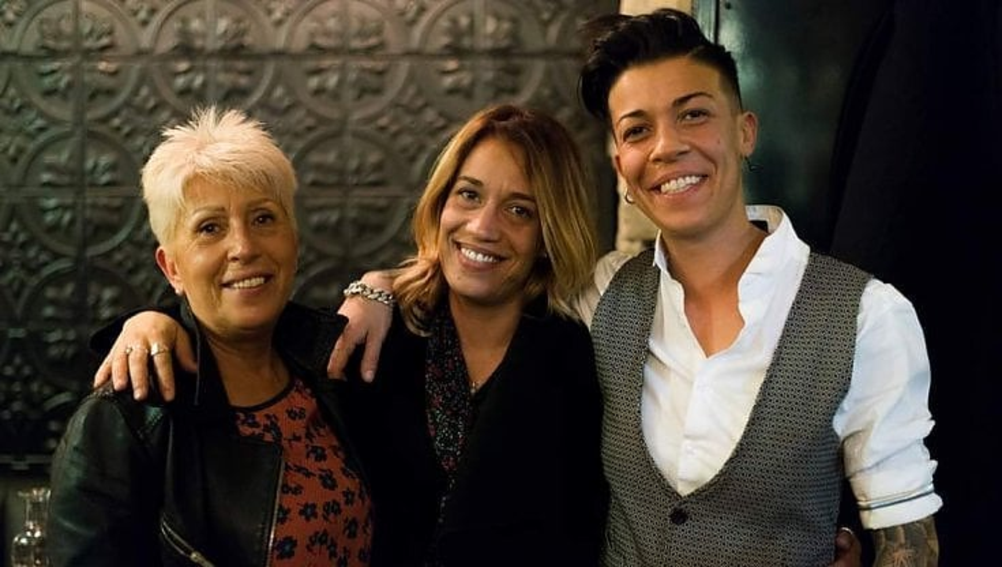 Alessia Sbal insieme alla madre Tina e alla sorella Ilaria