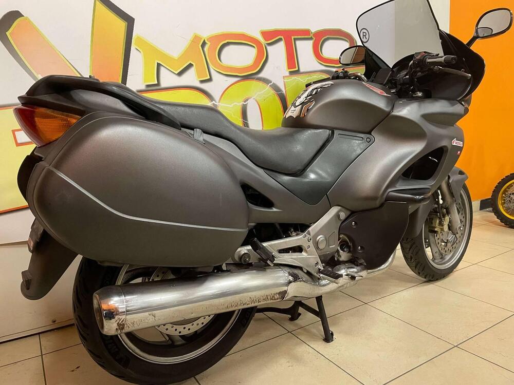 Honda Deauville 650 (1998 - 01) (3)