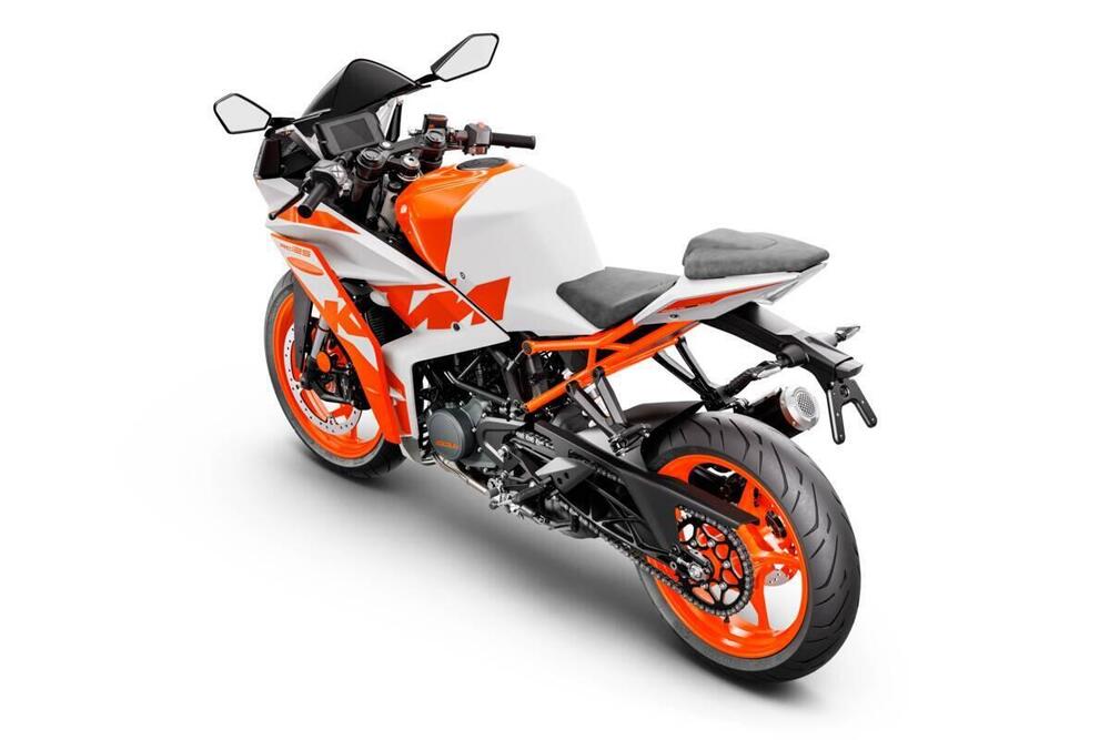 KTM RC 125 (2022 - 26) (6)