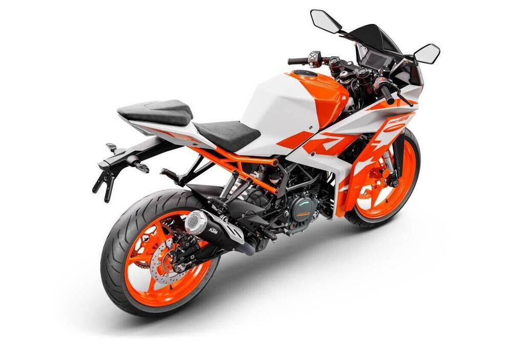 KTM RC 125 (2022 - 26) (5)