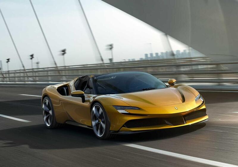 Ferrari SF90 Spider (10)