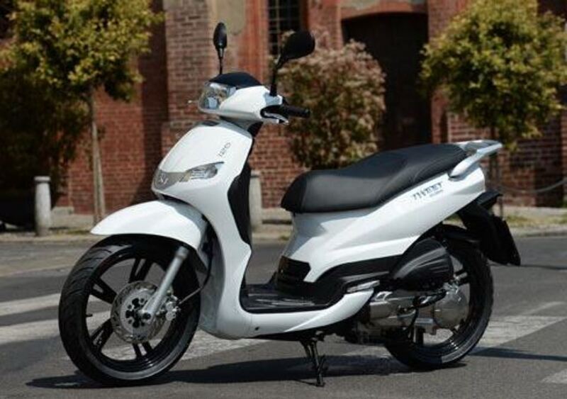 Peugeot Tweet 125 Tweet 125 (2014 - 17) (2)