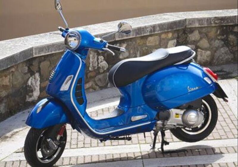 Vespa GTS 300 GTS 300 ABS (2014 - 16) (3)