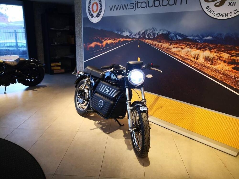 RGNT Motorcycles No.1 Classic SE (2023 - 24) (2)