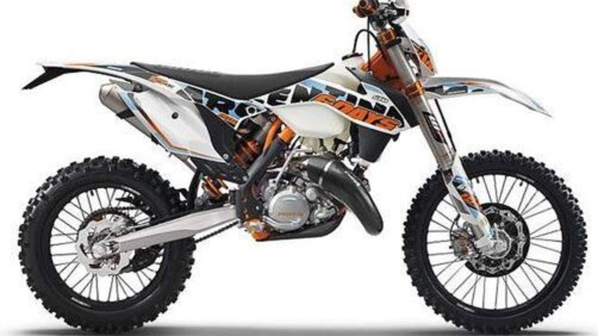 KTM 125 EXC Six Days (2015), prezzo e scheda tecnica