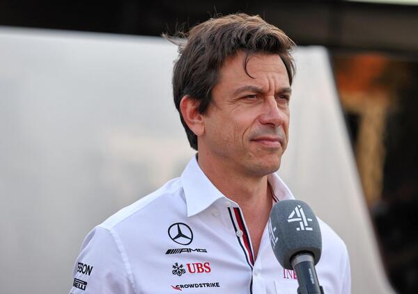 E la Mercedes ci ha trollati ancora: il &quot;non annuncio&quot; social dopo il caos dei team principal in Formula 1