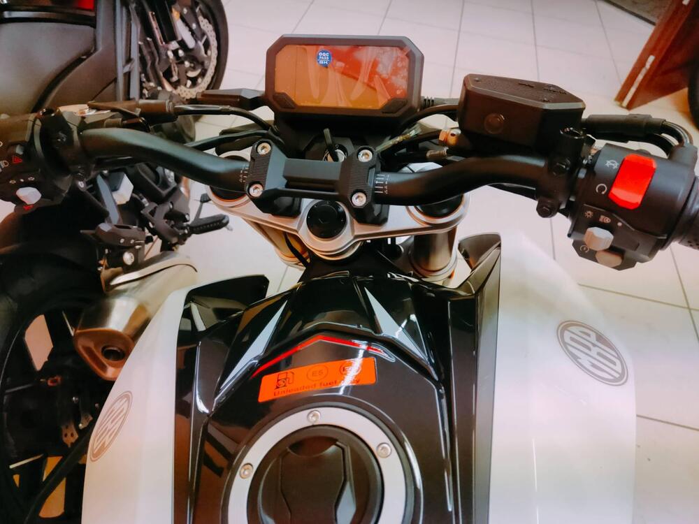 MBP M502N (2022 - 24) (8)