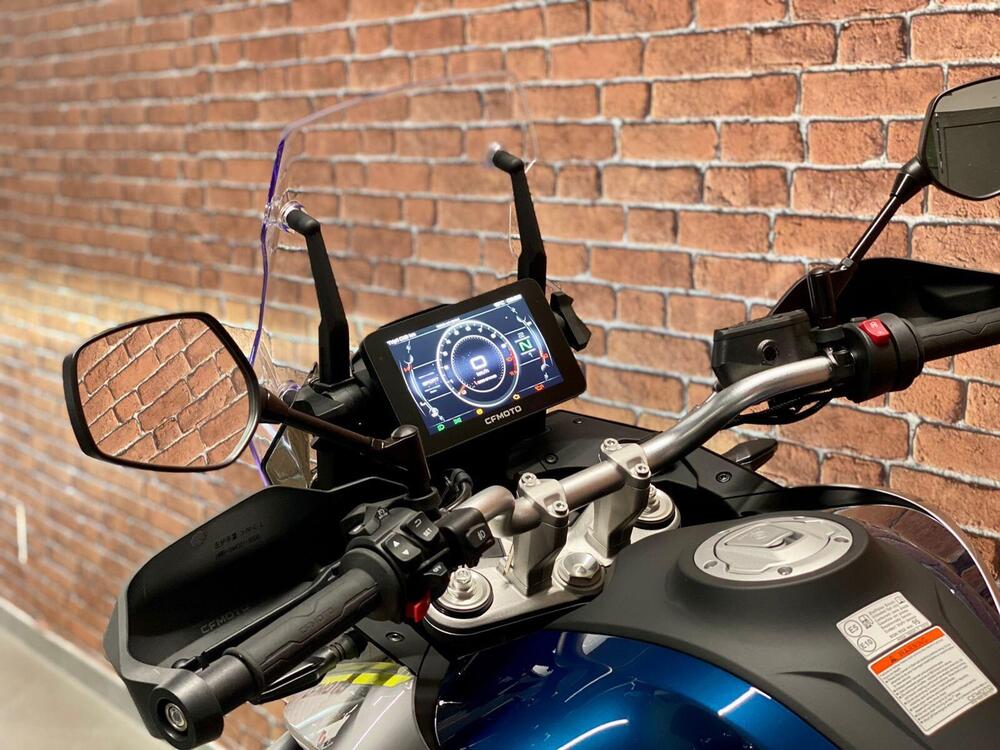 CFMOTO 800MT Touring (2022 - 25) (2)