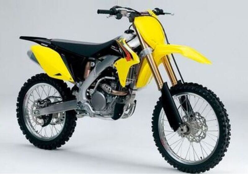 Suzuki RM-Z250 RM-Z 250 (2015) (2)