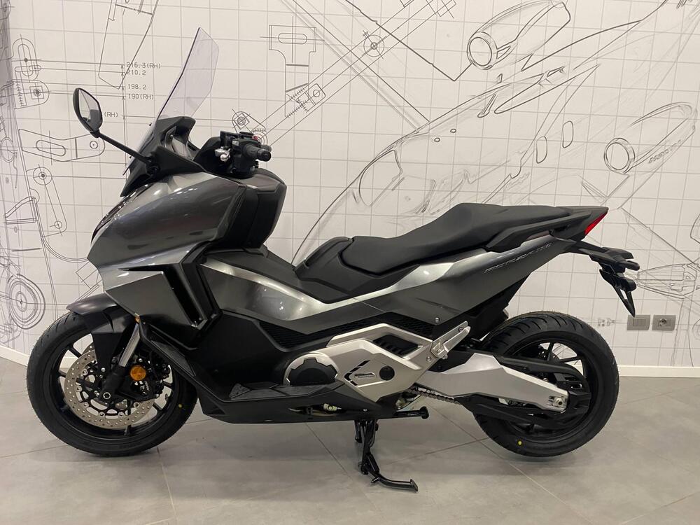 Honda Forza 750 DCT (2021 - 24) (2)