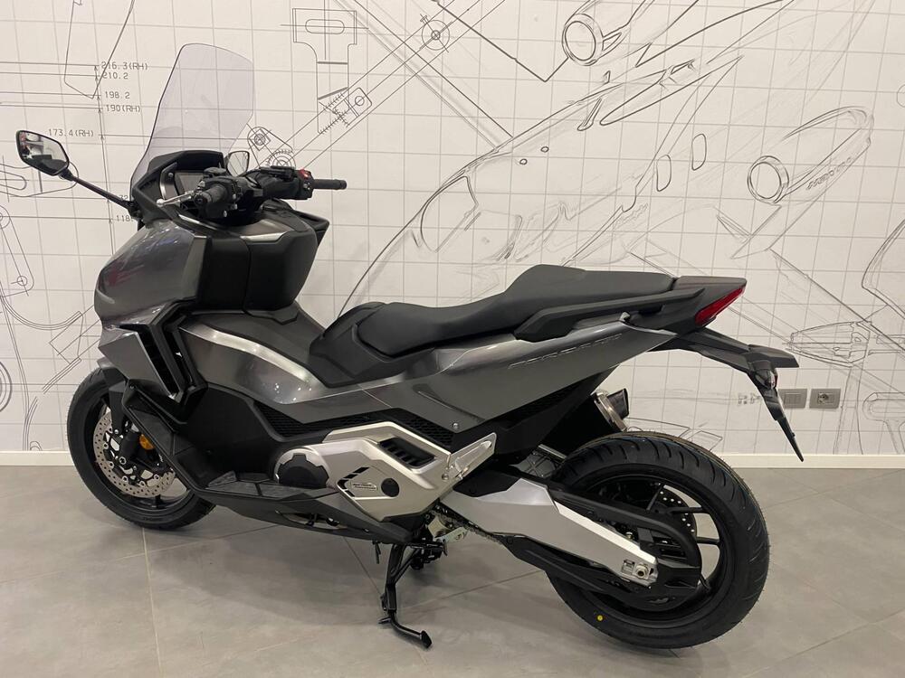 Honda Forza 750 DCT (2021 - 24) (11)