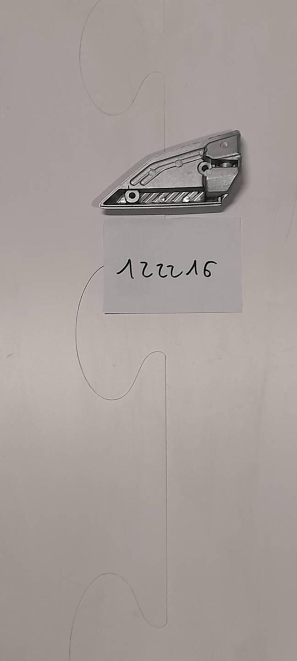 Pedana passeggero dx Sym Symphony ST 50/125/200 (2)