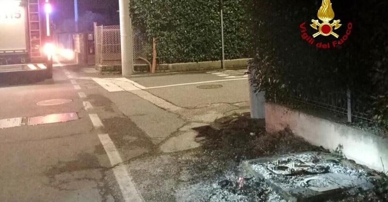 Vendetta contro l&#039;autovelox: in fiamme vicino a Padova