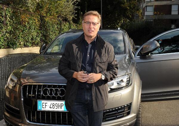 Paolo Bonolis e la barzelletta dell&rsquo;automobilista romano: &ldquo;Ah&ograve;, guarda che sei un pedone&hellip;&rdquo; [VIDEO]