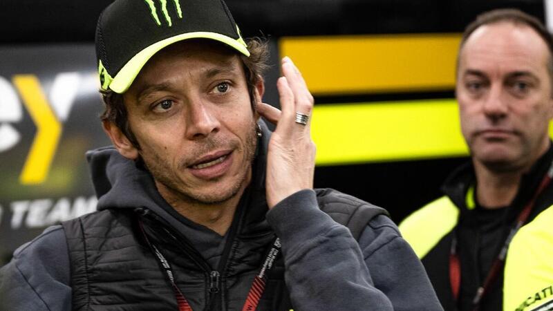 MotoGP 2022. I dubbi di Valentino Rossi sulle moto giapponesi: &quot;Pi&ugrave; soldi e persone, ne avranno voglia?&quot;