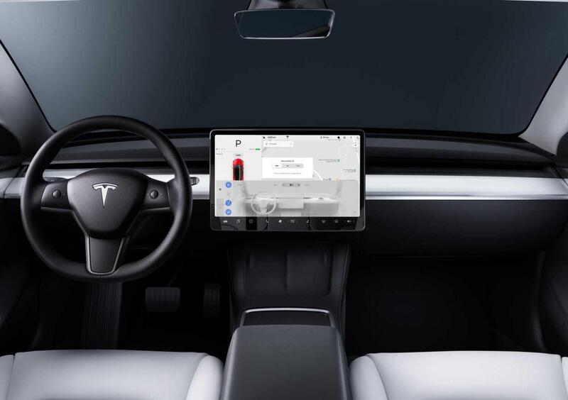 Tesla Model 3 (39)