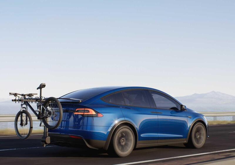 Tesla Model X (7)