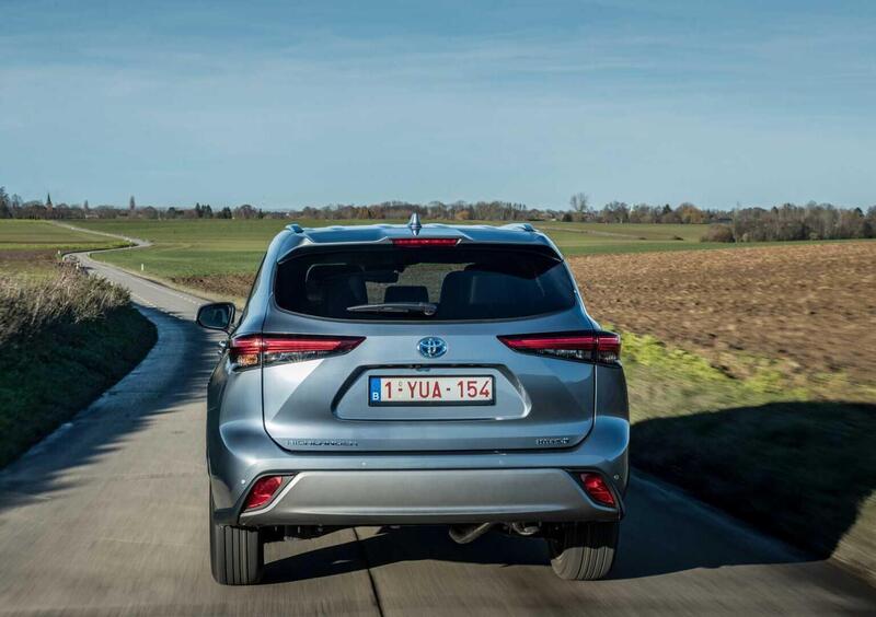 Toyota Highlander (2020-24) (8)