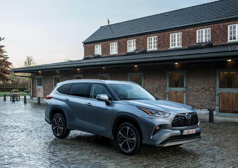 Toyota Highlander (2020-24) (4)