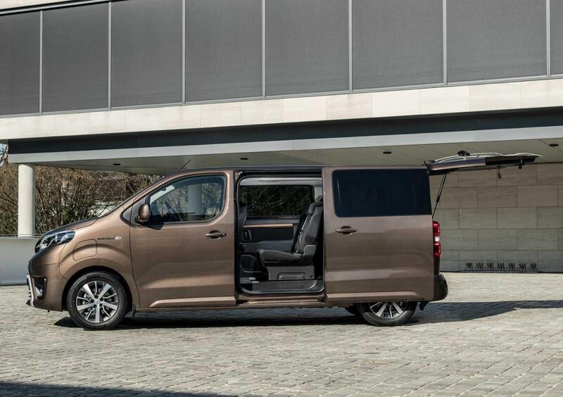 Toyota Proace Verso (2021-23) (9)