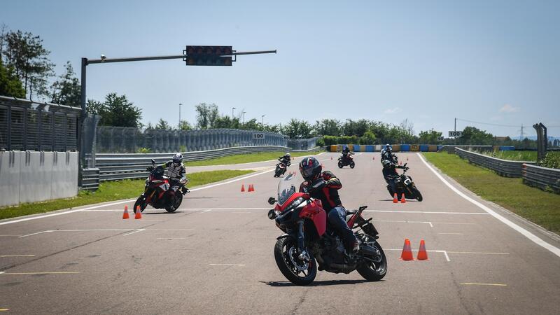 Ritornano le esperienze da sogno di Ducati: DRE Academy e DRE Travel Adventures 2023