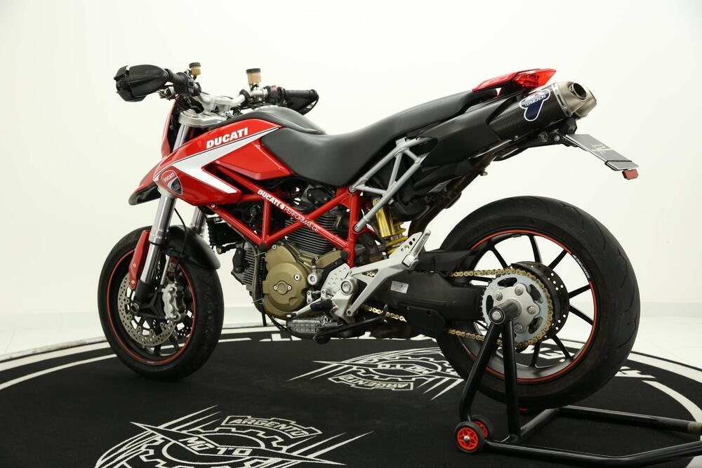 Ducati Hypermotard 1100 (2007 - 09) (4)