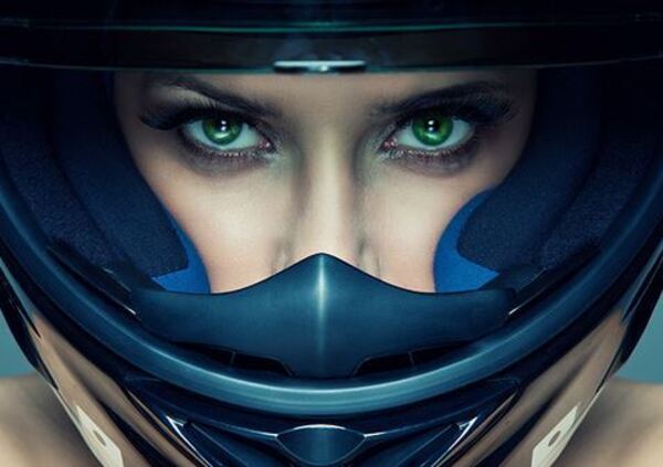 La sicurezza e il futuro del casco. La tavola rotonda di Moto.it