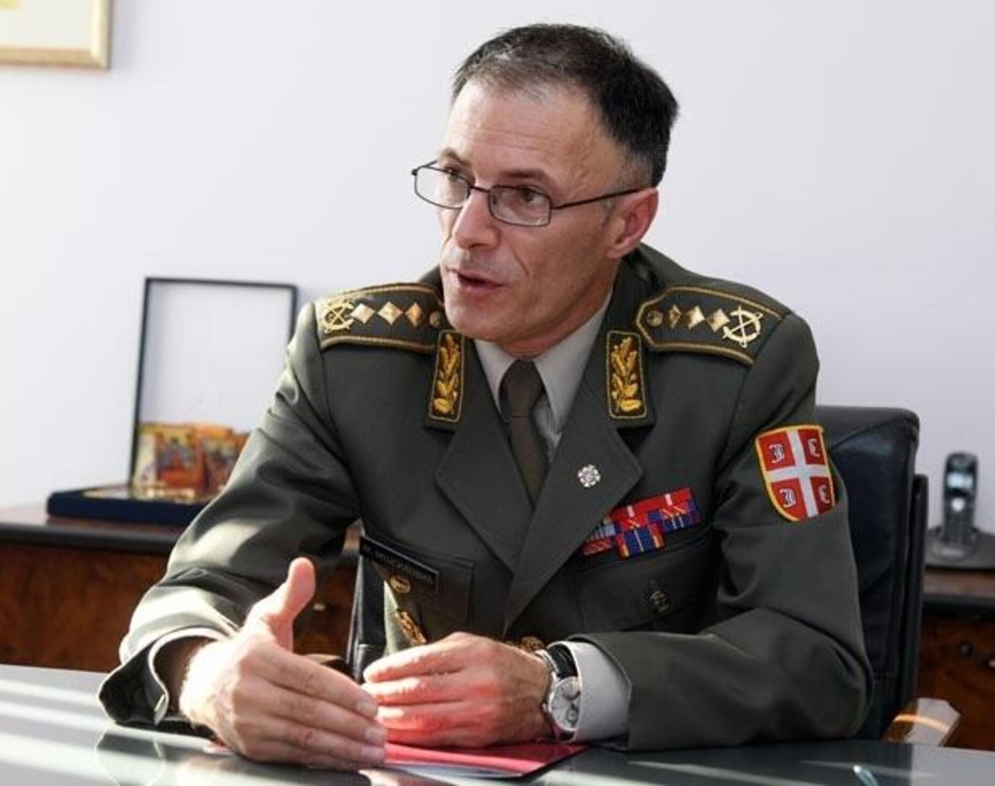 Il capo di stato maggiore serbo Milan Mojsilovic