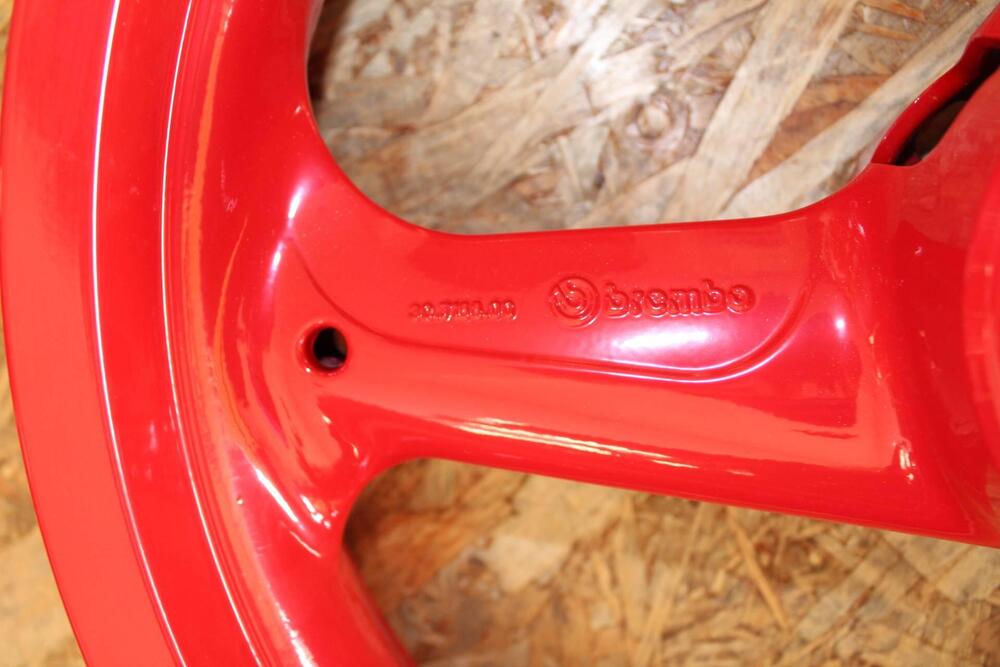 Ruota anteriore DUCATI 3 razze (4)