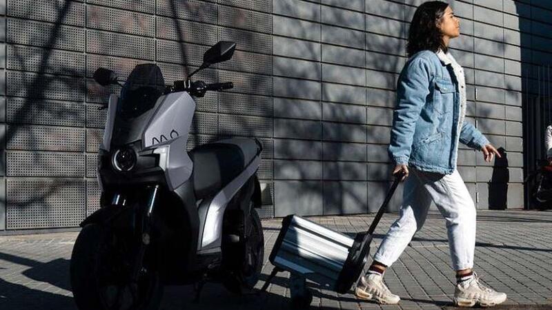 Nuovo SEAT MO&#039; 50, cos&igrave; basta la patente AM