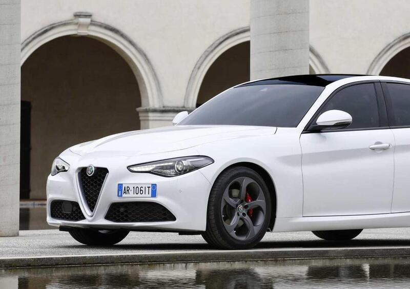 Alfa Romeo Giulia (2016-->>) (21)