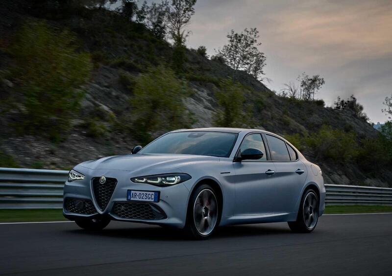 Alfa Romeo Giulia (2016-->>) (4)