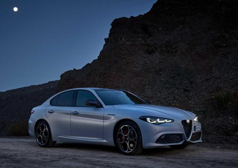 Alfa Romeo Giulia (2016-->>) (3)