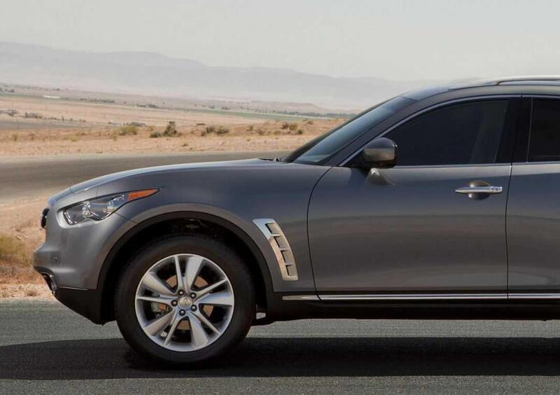 Infiniti FX (2008-13) (2)