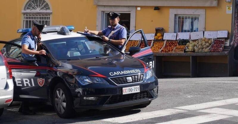 Ladro d&#039;auto maldestro: tenta il furto ma l&#039;auto non &egrave; vuota 